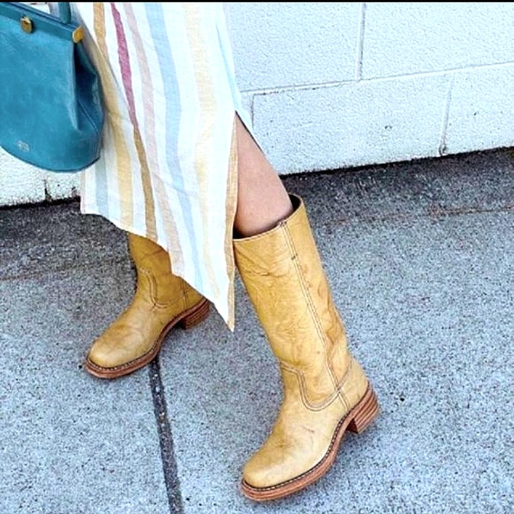 RARE Frye Campus Banana 14L Riding Boot
